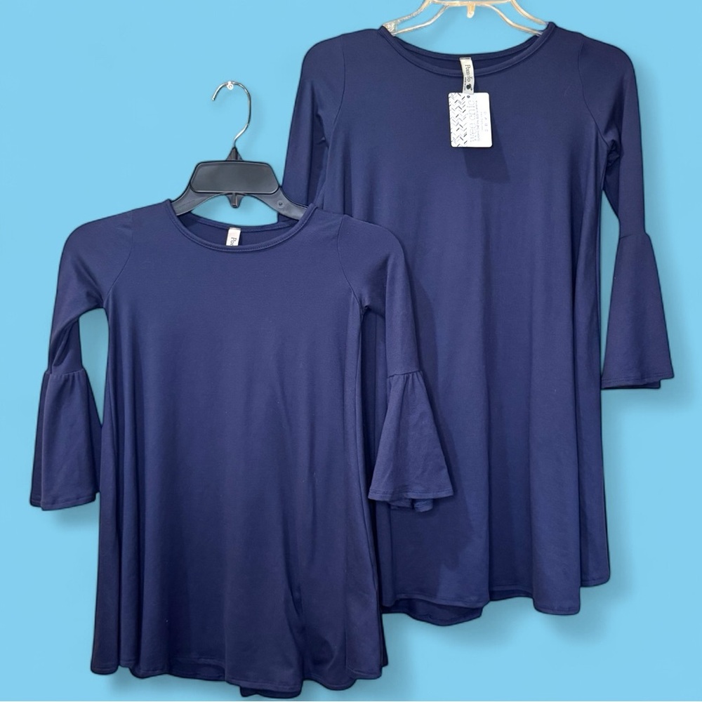 Pair of matching‎ Navy Dresses Size 8 &Size 10 Perfect for sisters or besties